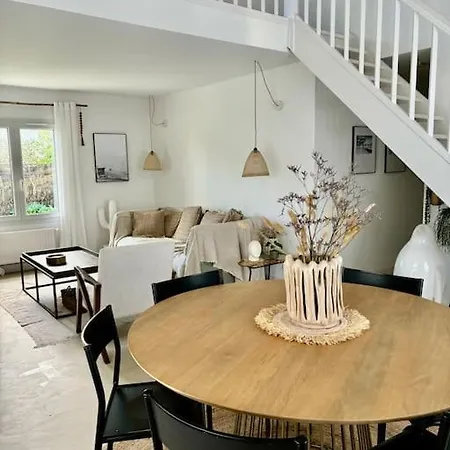 L'eden Maison Familiale レ・サ​​ーブル・ドロンヌ